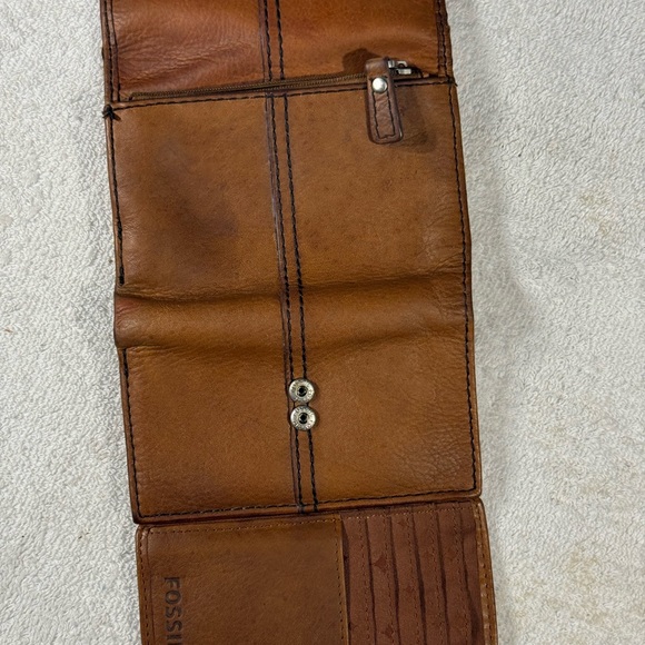 Fossil Maddox Brown Cow Hide Leather Trifold Wallet Clutch Keyhole Y2K - Picture 5 of 7